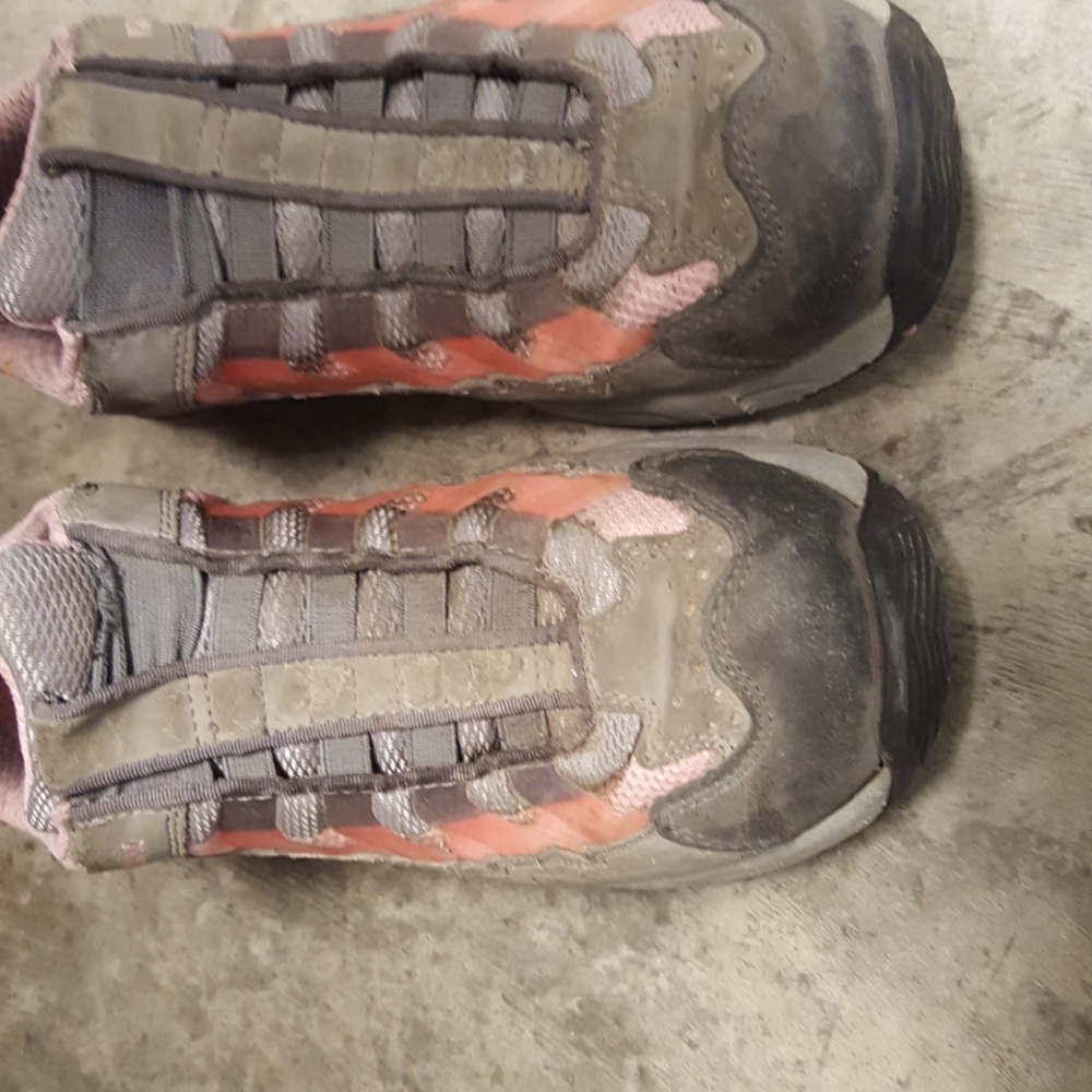 Shoes - Picture 2 of 2